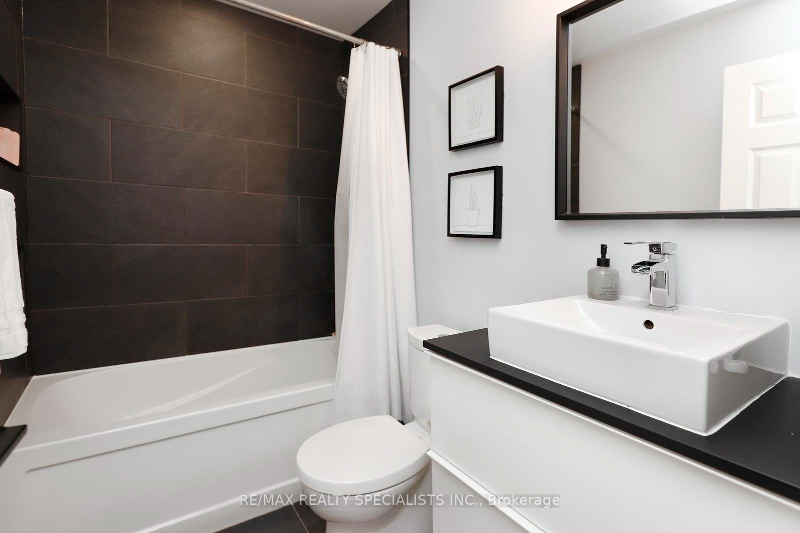 Photo 26 of 4434 Fairview Street, Burlington, Shoreacres — HOMEH