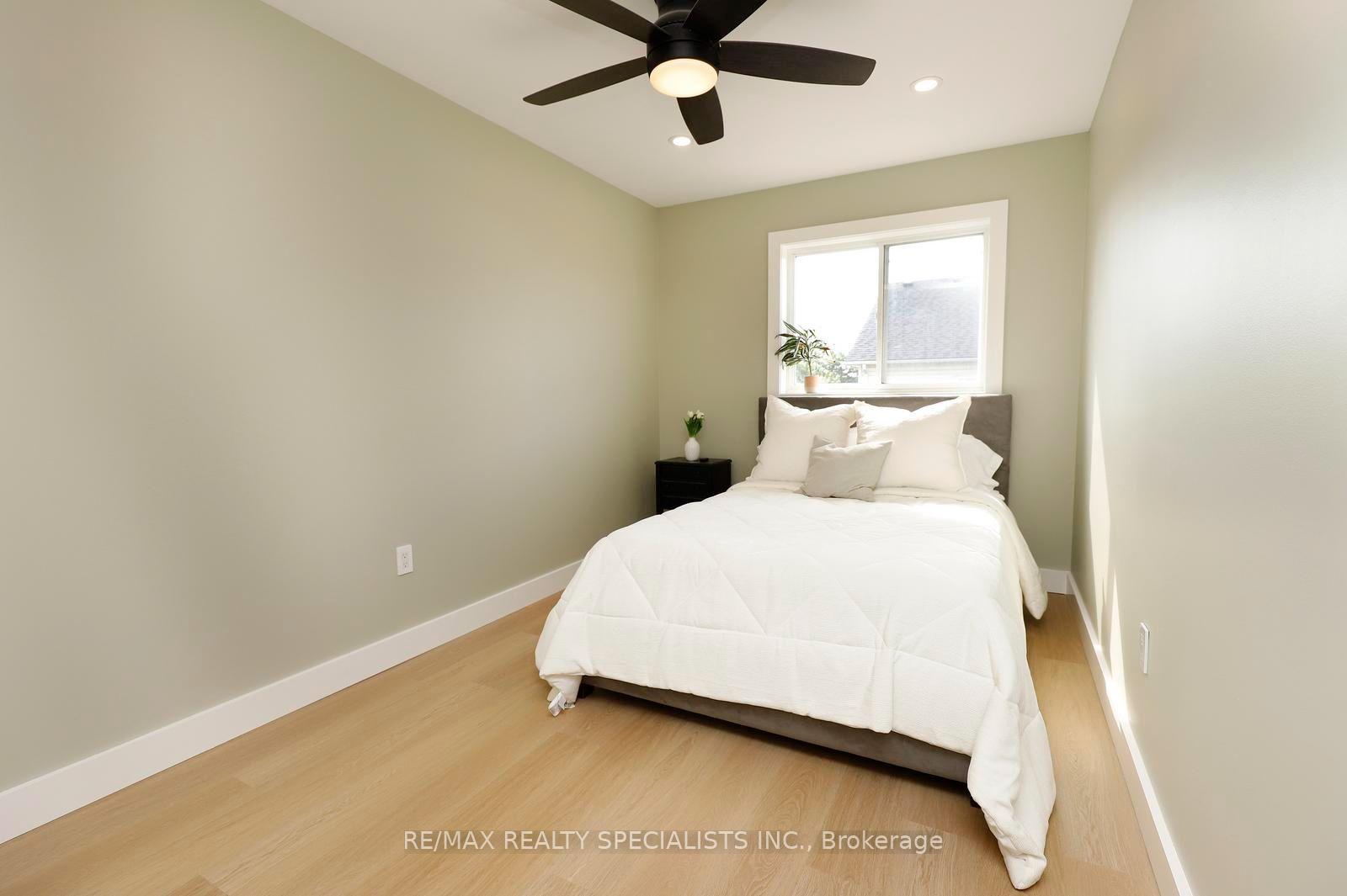 Photo 27 of 4434 Fairview Street, Burlington, Shoreacres — HOMEH