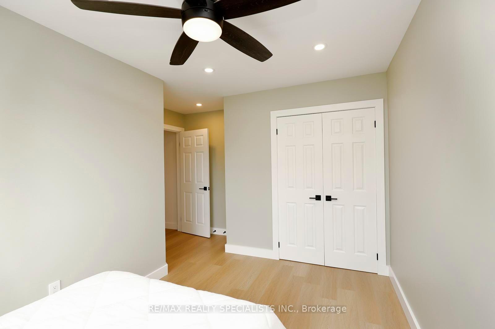 Photo 28 of 4434 Fairview Street, Burlington, Shoreacres — HOMEH