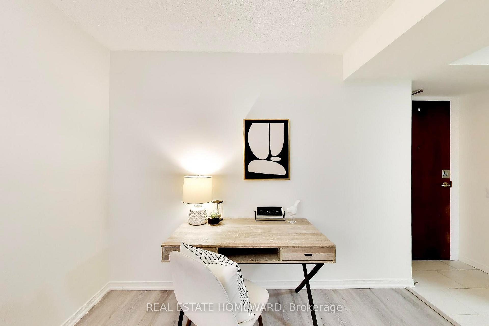 Photo 8 of Unit 1511, 750 Bay Street, Toronto, Bay Street Corridor — HOMEH