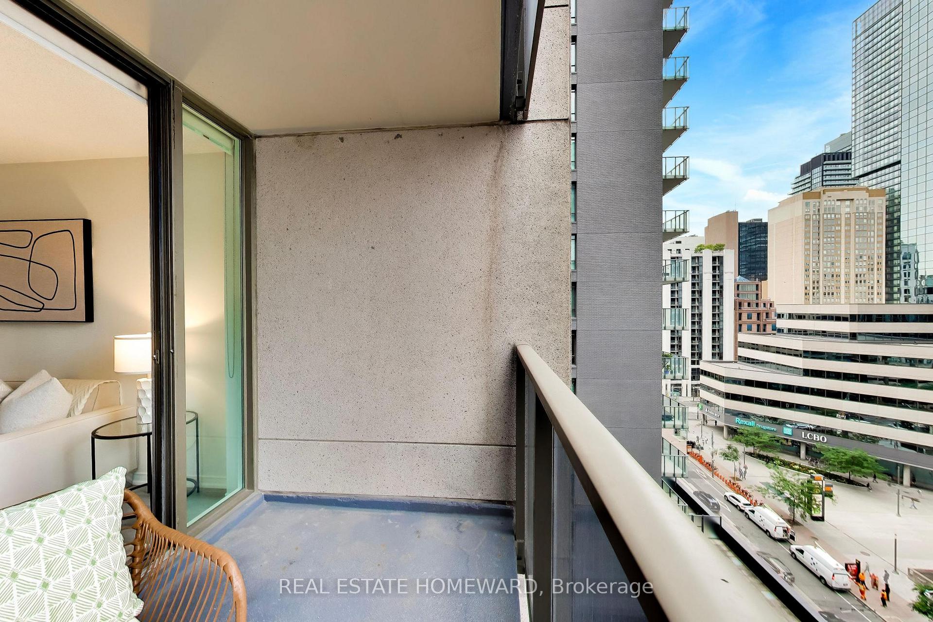 Photo 19 of Unit 1511, 750 Bay Street, Toronto, Bay Street Corridor — HOMEH