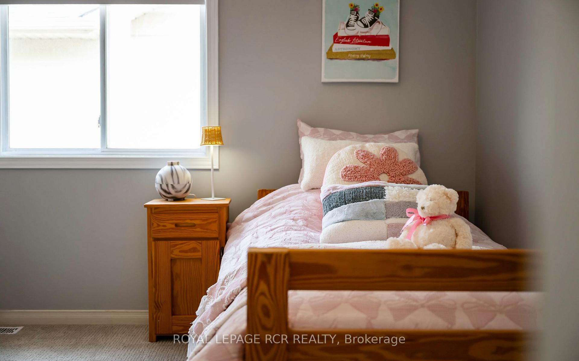 Photo 14 of 82 Spencer Avenue, Orangeville — HOMEH