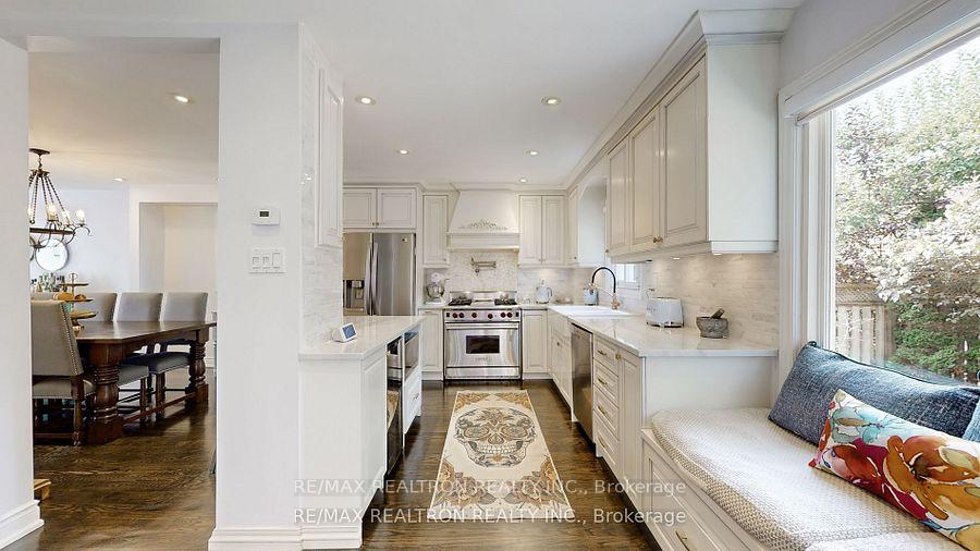 Photo 11 of 145 Roseborough Crescent, Vaughan, Uplands — HOMEH