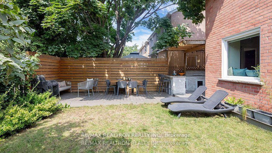 Photo 18 of 145 Roseborough Crescent, Vaughan, Uplands — HOMEH