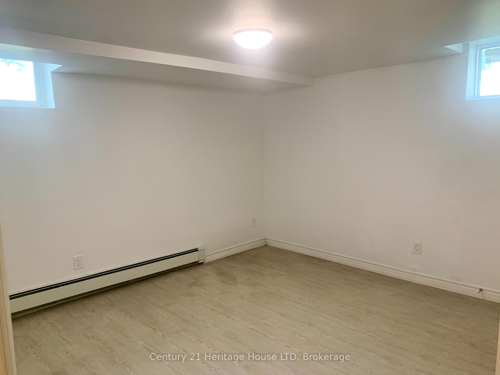 Photo 18 of 2 Foley Crescent, Thorold, Thorold Downtown — HOMEH