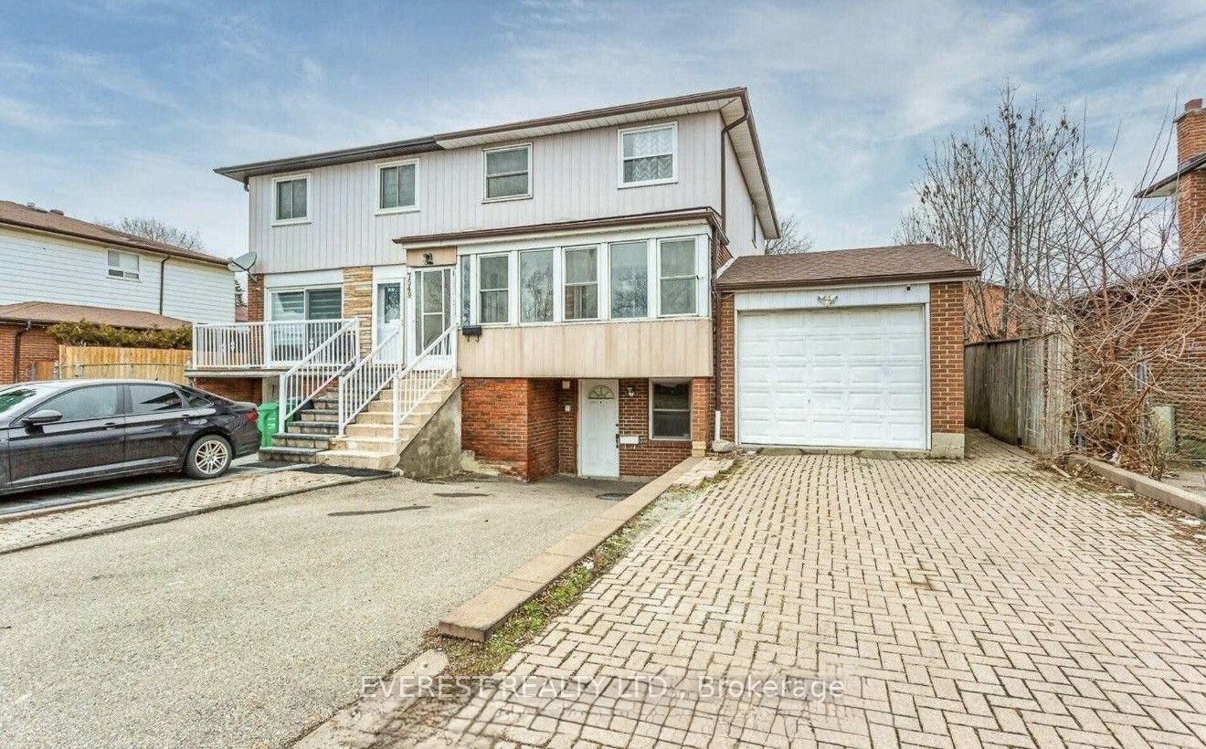 Photo 1 of 7549 Catalpa Road, Mississauga, Malton — HOMEH