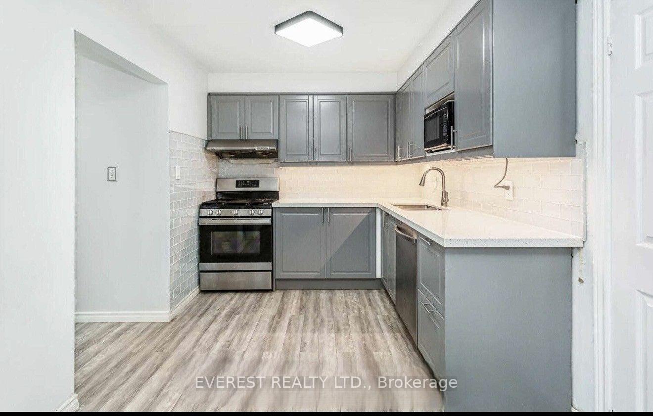 Photo 7 of 7549 Catalpa Road, Mississauga, Malton — HOMEH