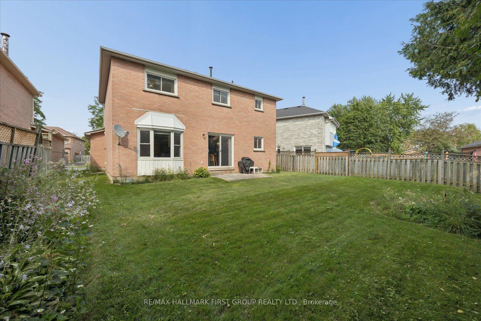 Photo 25 of 77 Willowbrook Drive, Whitby, Pringle Creek — HOMEH