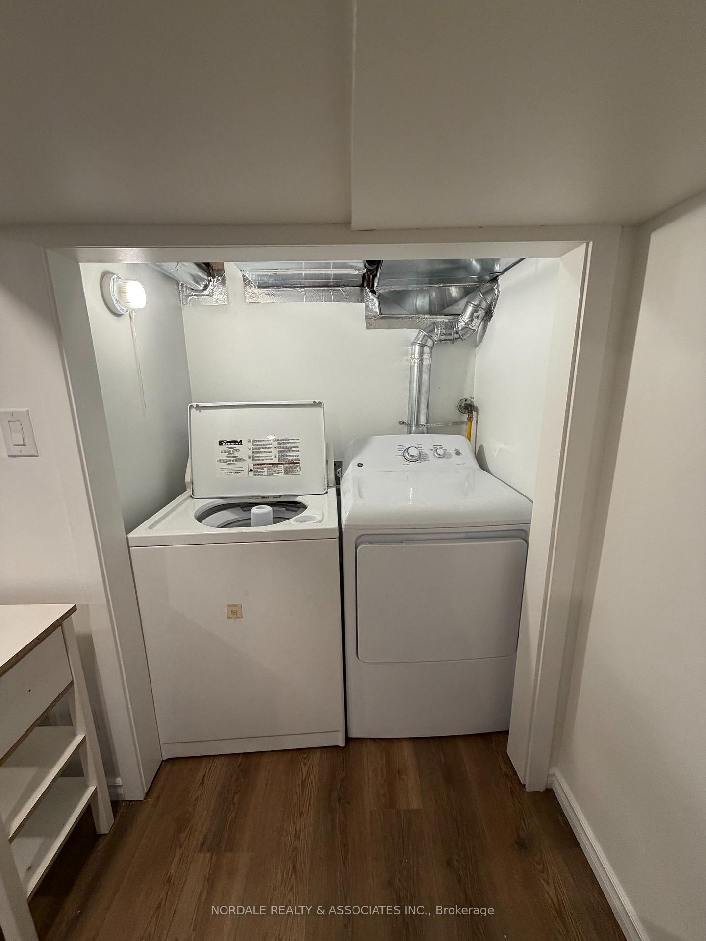 Photo 3 of 187 Aldercrest Road, Etobicoke, Alderwood — HOMEH