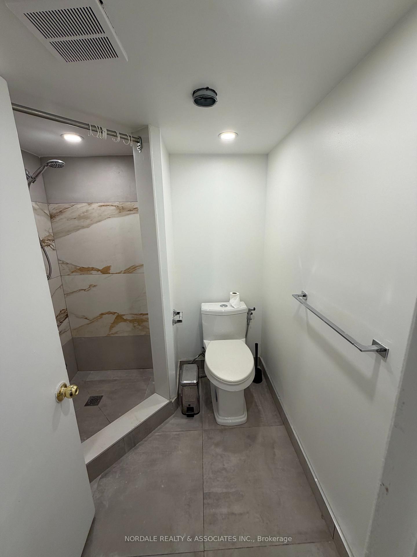 Photo 7 of 187 Aldercrest Road, Etobicoke, Alderwood — HOMEH
