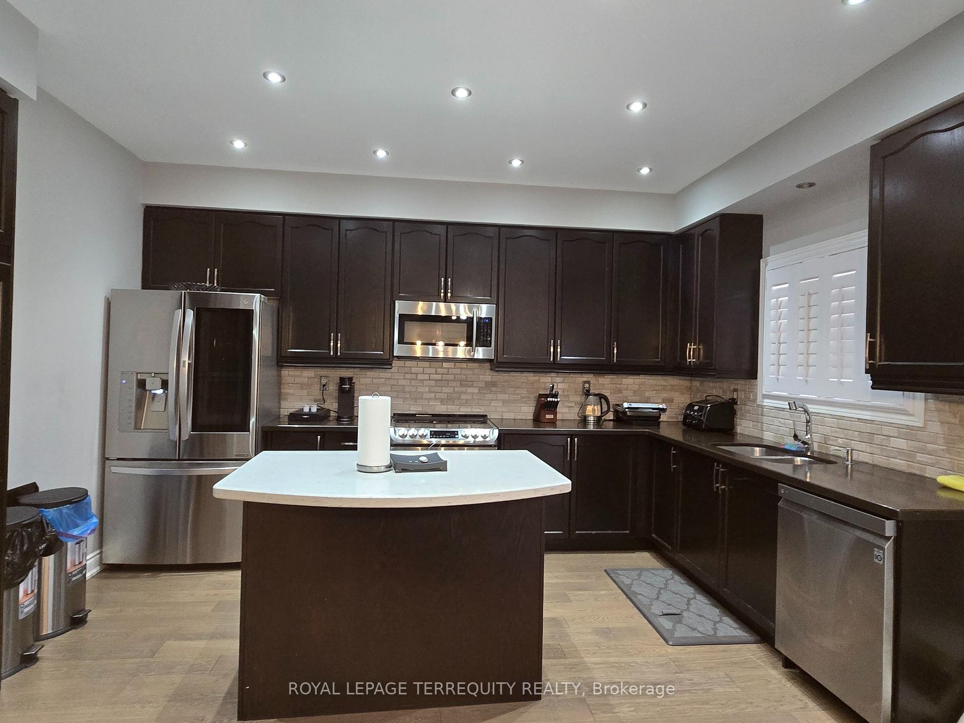 Photo 10 of 5138 Ancient Stone Avenue, Mississauga, Churchill Meadows — HOMEH
