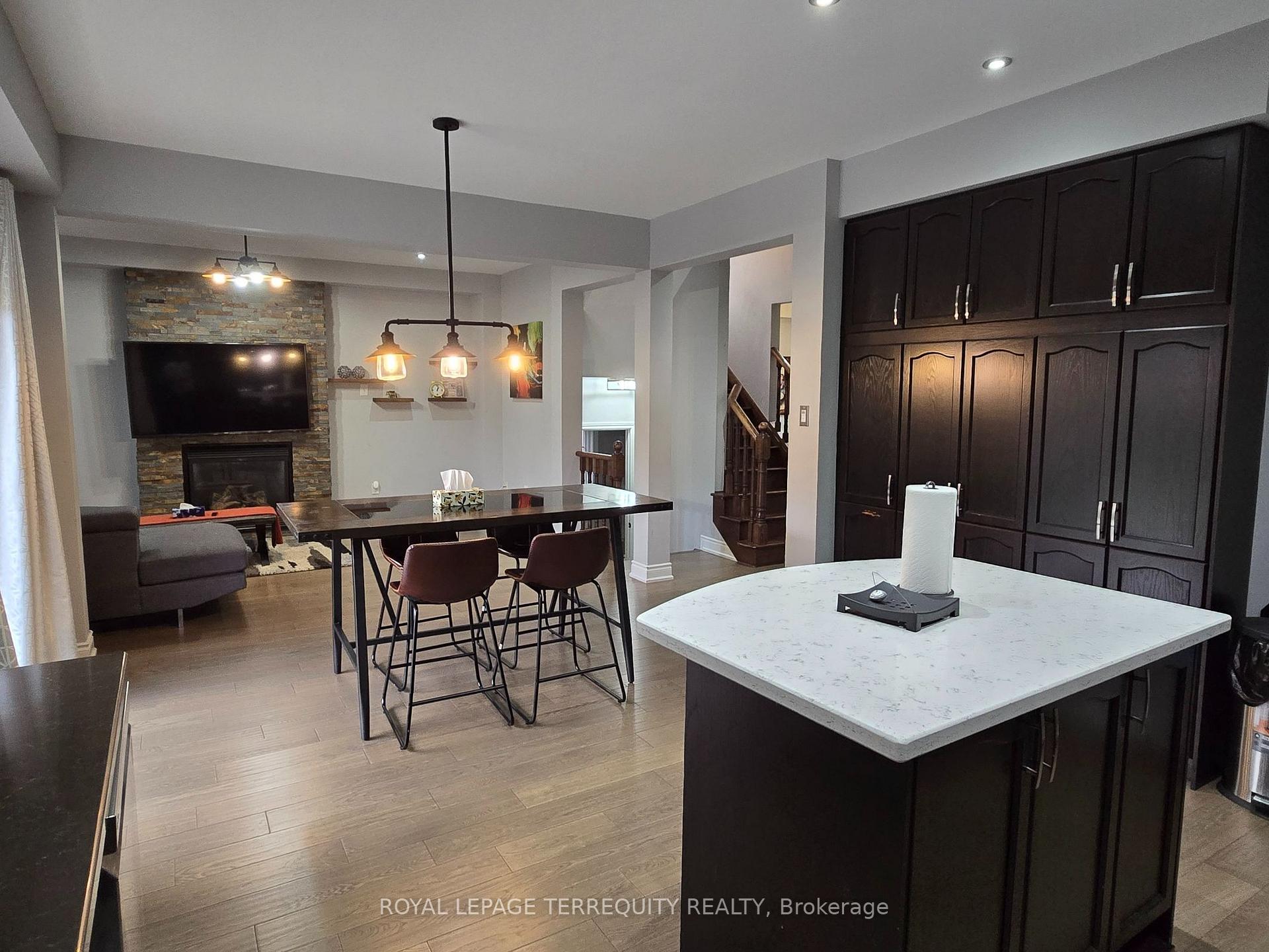 Photo 12 of 5138 Ancient Stone Avenue, Mississauga, Churchill Meadows — HOMEH