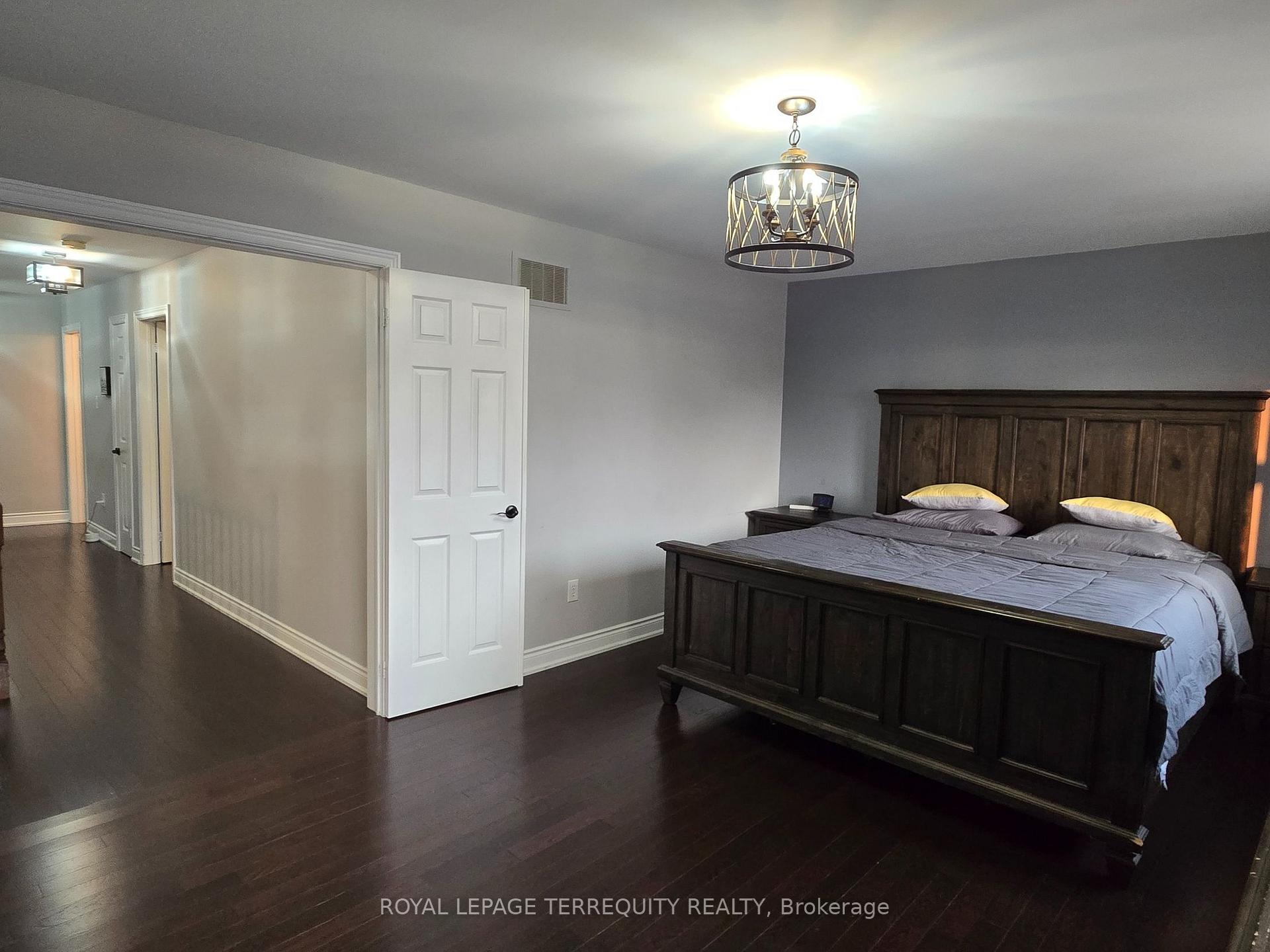 Photo 18 of 5138 Ancient Stone Avenue, Mississauga, Churchill Meadows — HOMEH