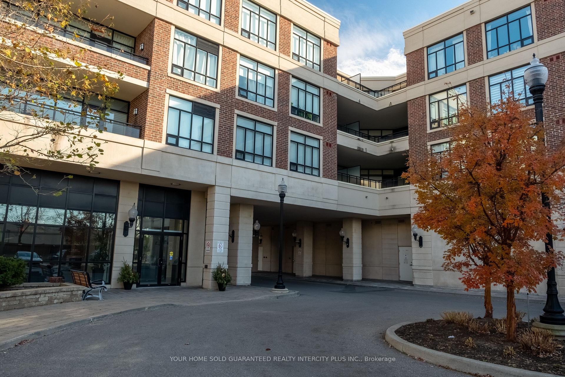 Photo 2 of Unit 418, 2396 Major Mackenzie Drive, Vaughan, Maple — HOMEH