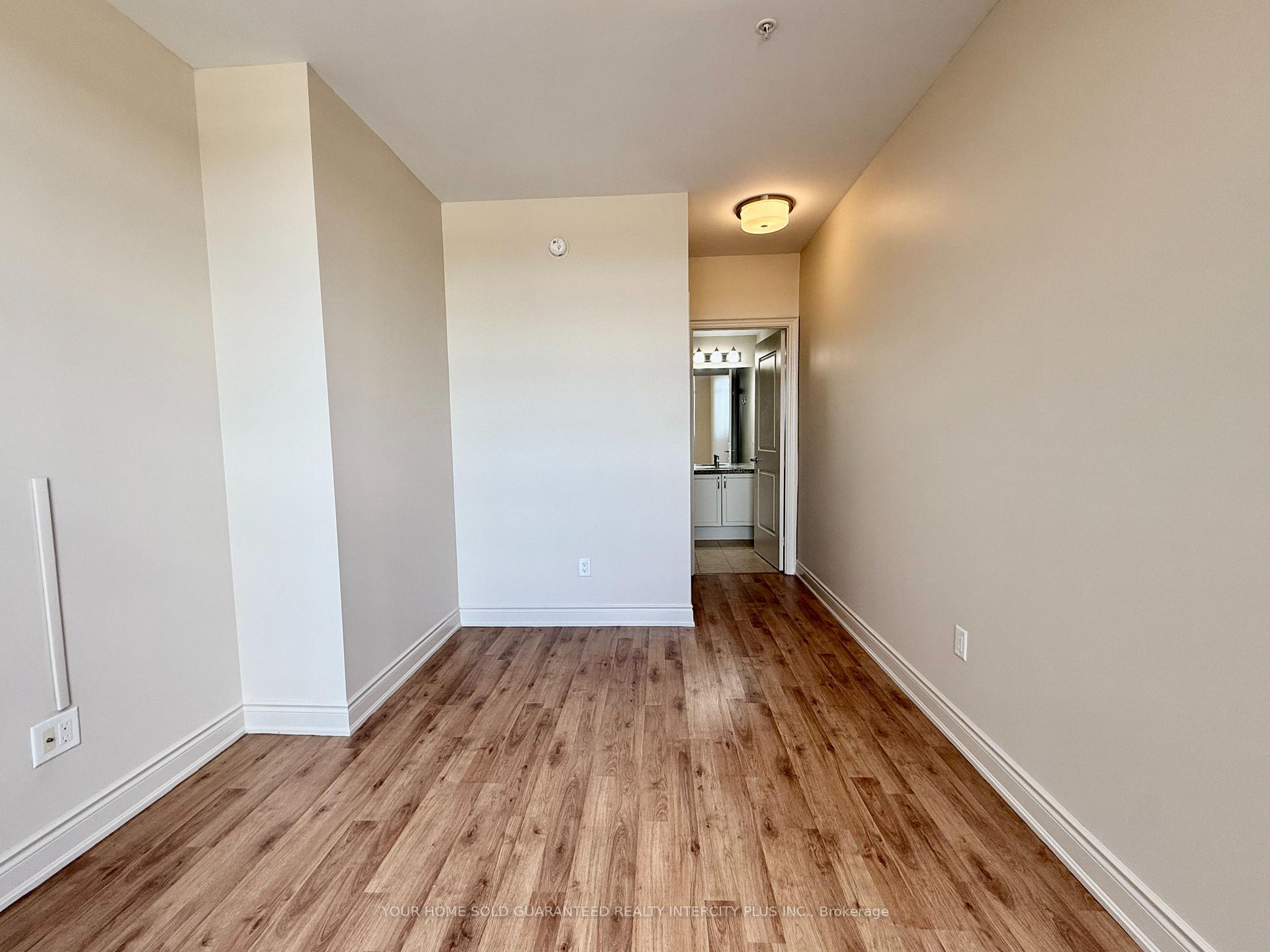 Photo 18 of Unit 418, 2396 Major Mackenzie Drive, Vaughan, Maple — HOMEH
