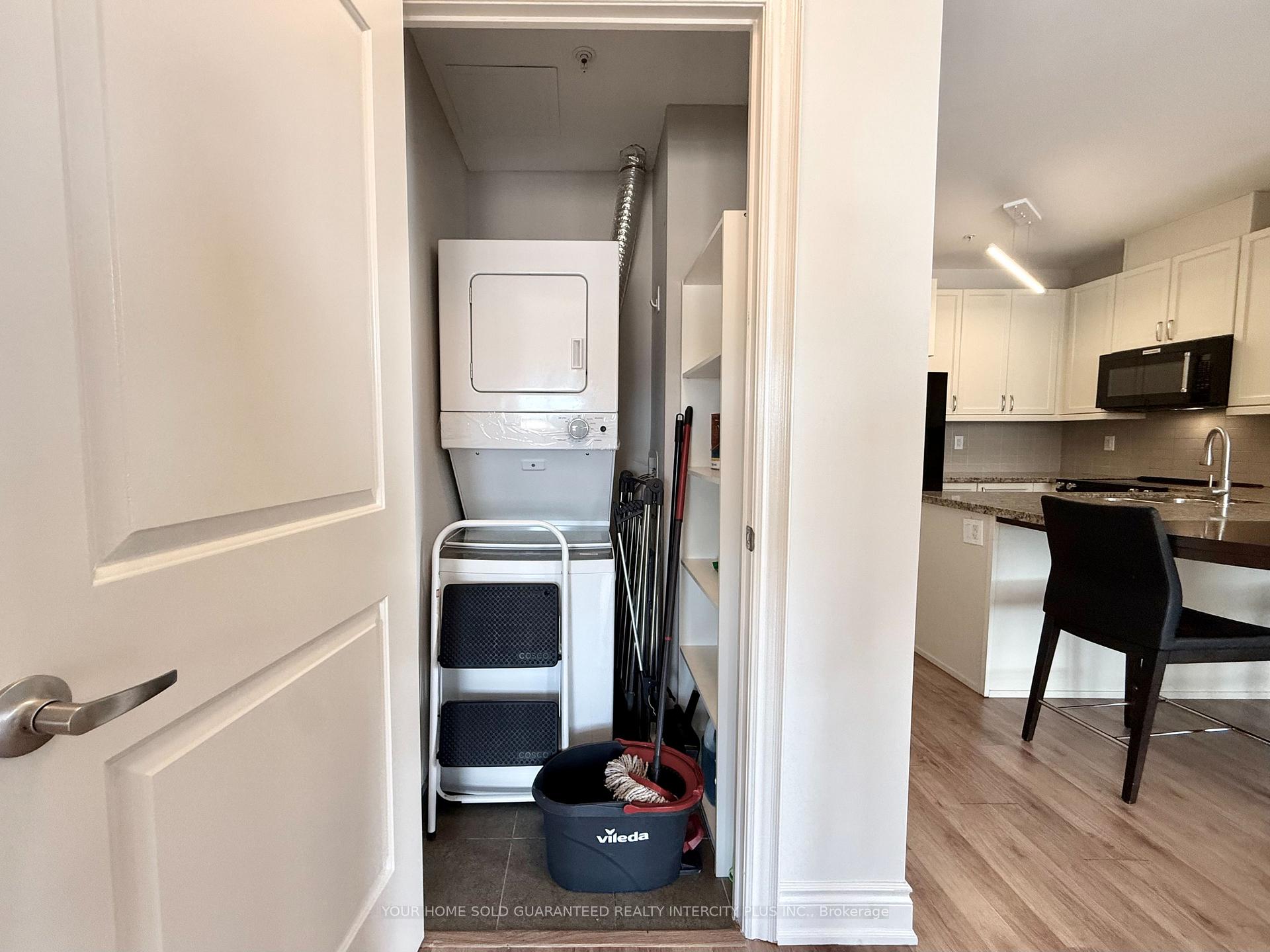 Photo 28 of Unit 418, 2396 Major Mackenzie Drive, Vaughan, Maple — HOMEH