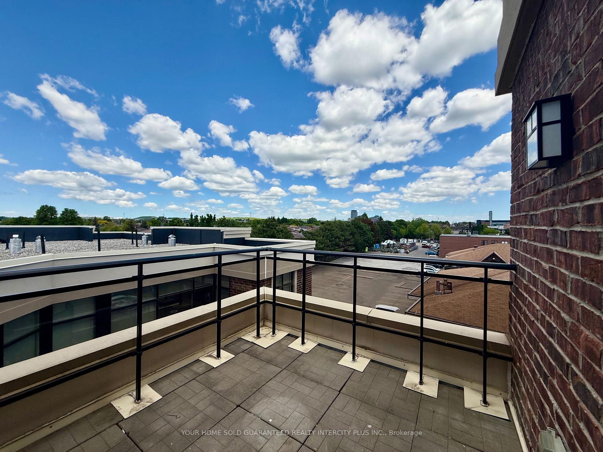 Photo 29 of Unit 418, 2396 Major Mackenzie Drive, Vaughan, Maple — HOMEH