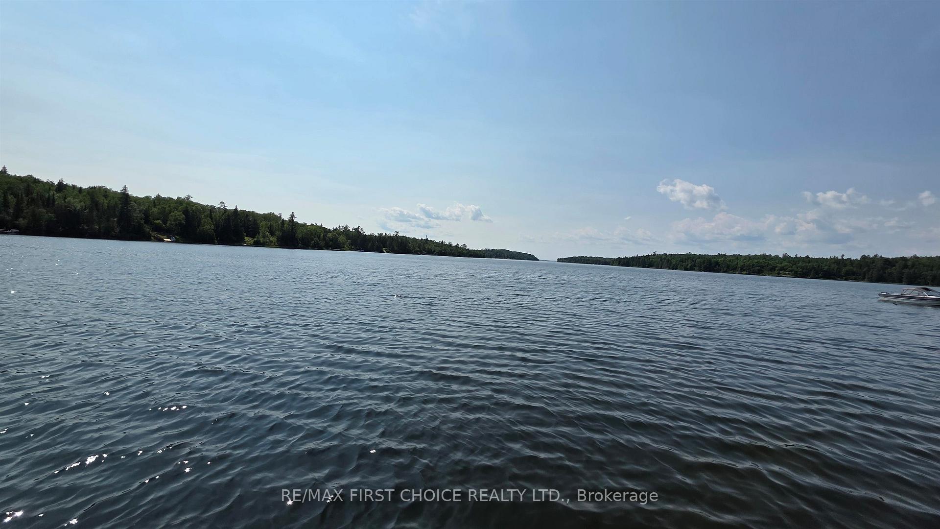 Photo 7 of 2 Moore Bay, Sioux Narrows-Nestor Falls, TB-530 — HOMEH