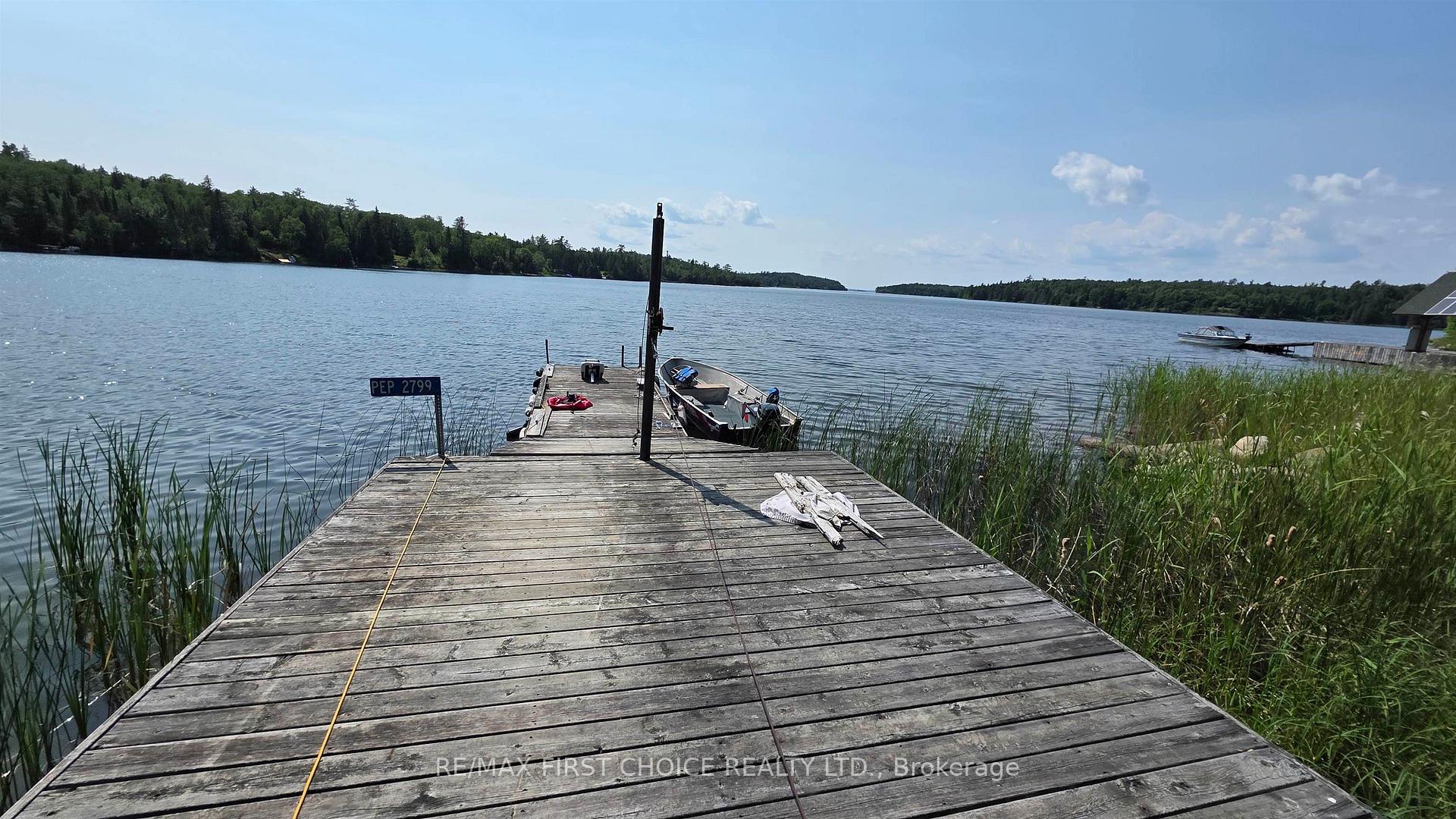 Photo 8 of 2 Moore Bay, Sioux Narrows-Nestor Falls, TB-530 — HOMEH