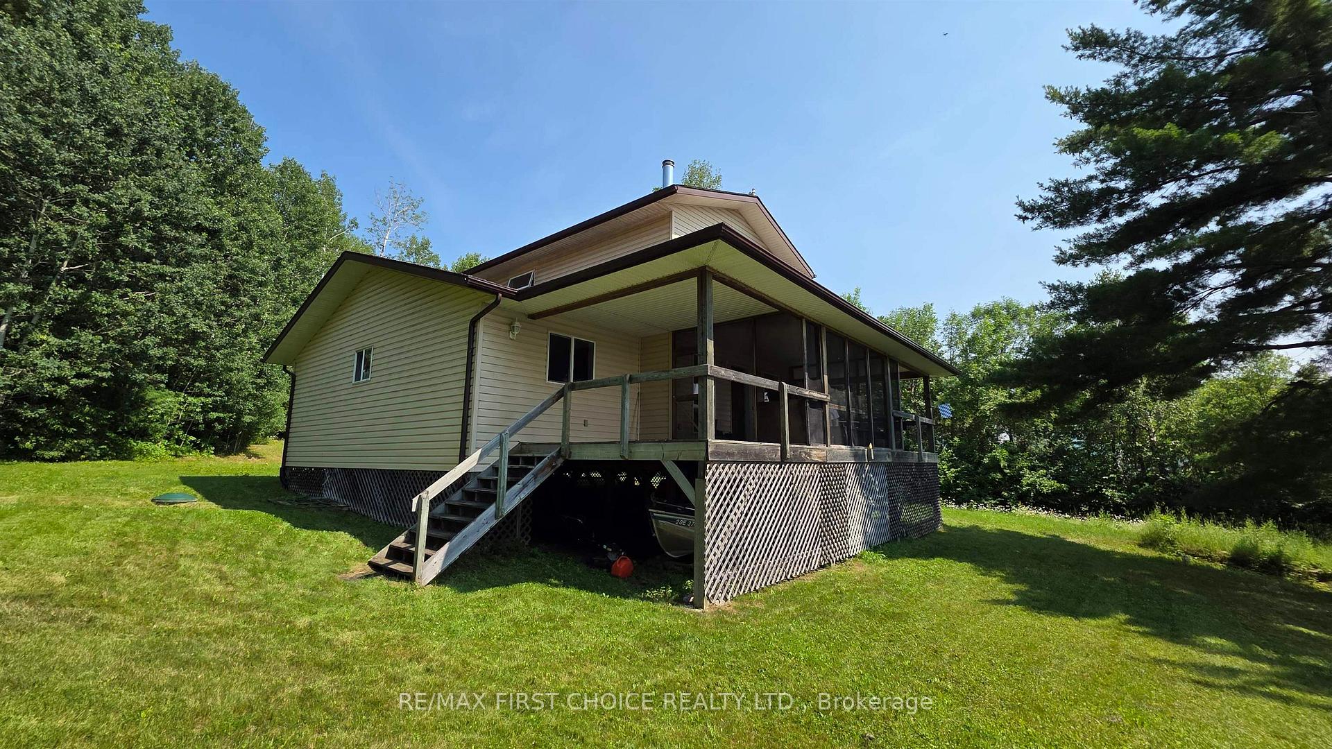Photo 32 of 2 Moore Bay, Sioux Narrows-Nestor Falls, TB-530 — HOMEH