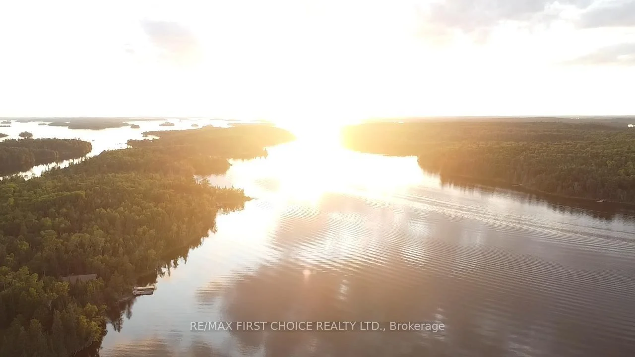 Photo 34 of 2 Moore Bay, Sioux Narrows-Nestor Falls, TB-530 — HOMEH