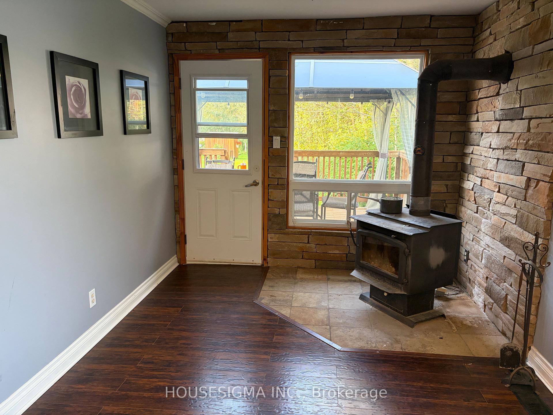 Photo 10 of 16 Mazepa Place, Oro-Medonte, Hawkestone — HOMEH