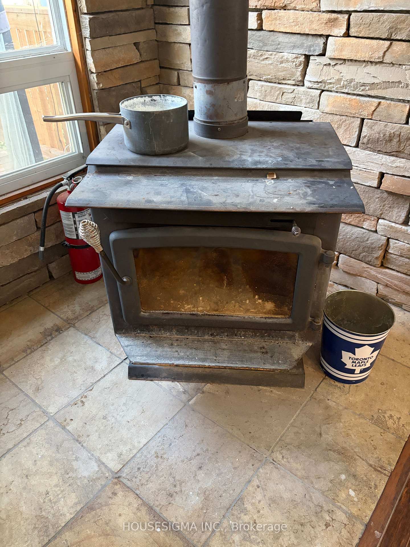 Photo 11 of 16 Mazepa Place, Oro-Medonte, Hawkestone — HOMEH