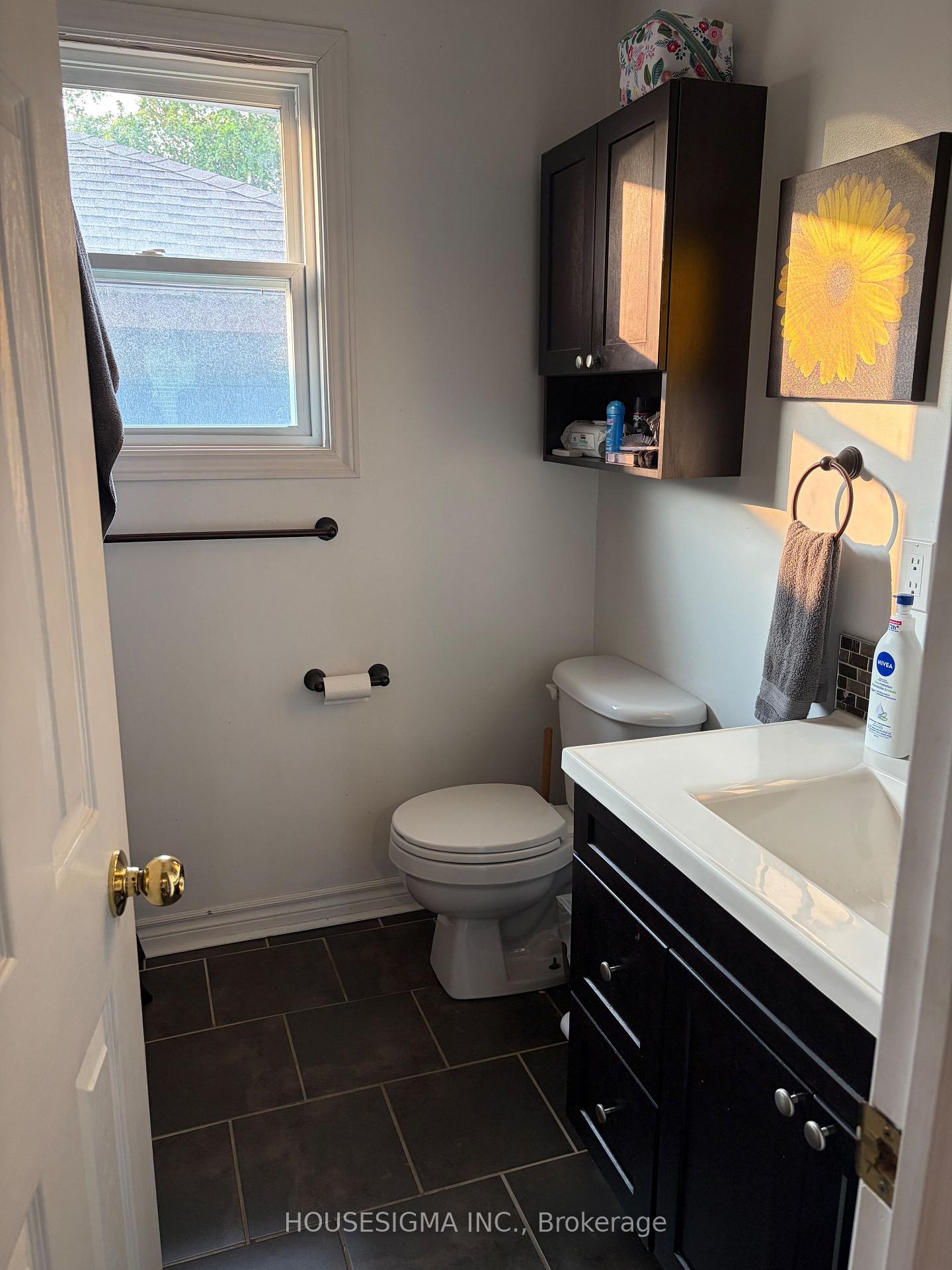 Photo 15 of 16 Mazepa Place, Oro-Medonte, Hawkestone — HOMEH