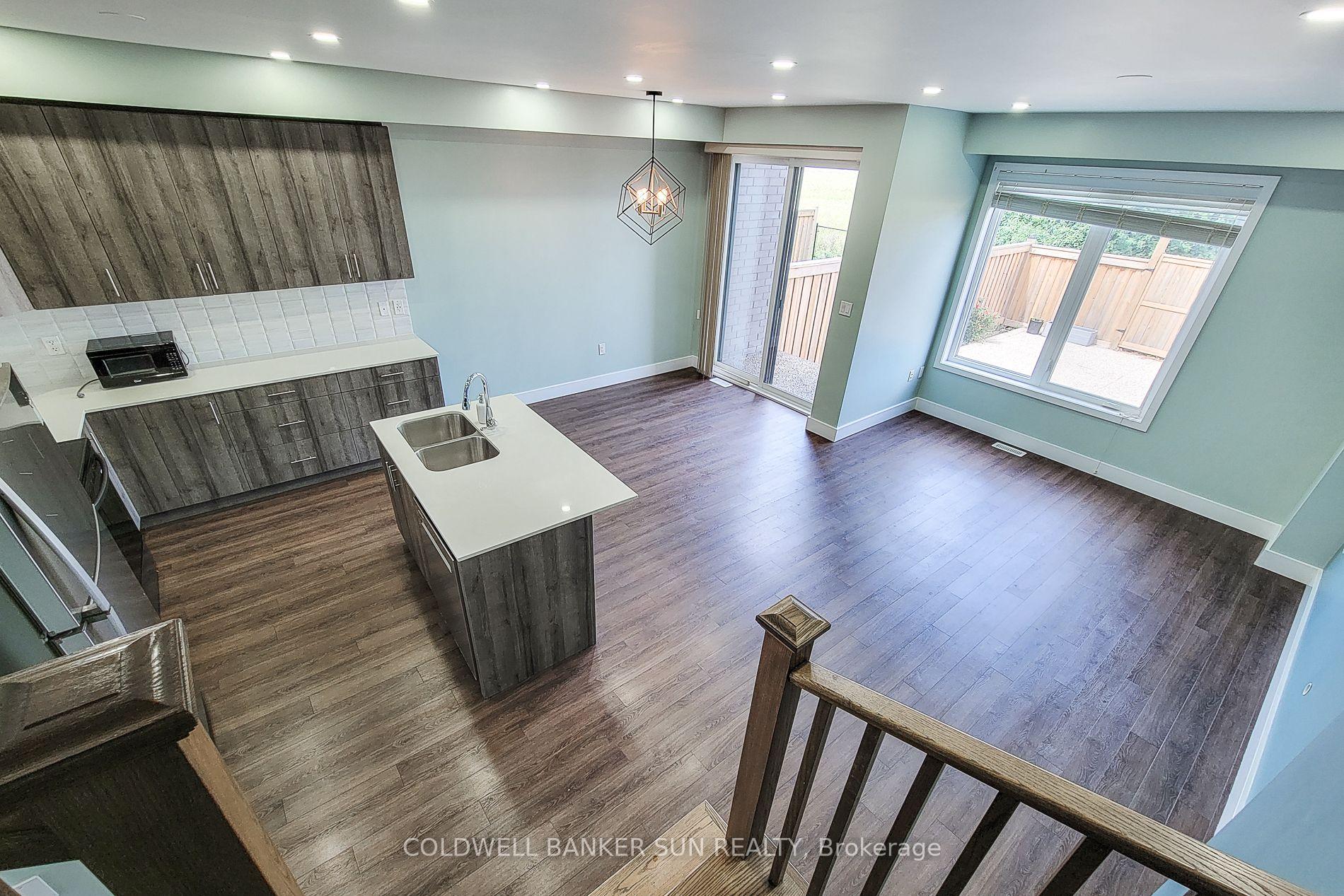 Photo 6 of 8 Bedrock Drive, Hamilton, Stoney Creek Mountain — HOMEH