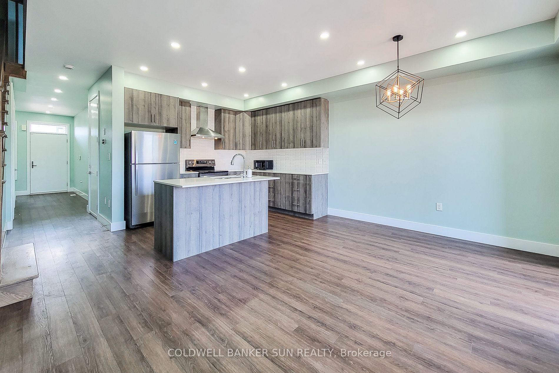 Photo 7 of 8 Bedrock Drive, Hamilton, Stoney Creek Mountain — HOMEH