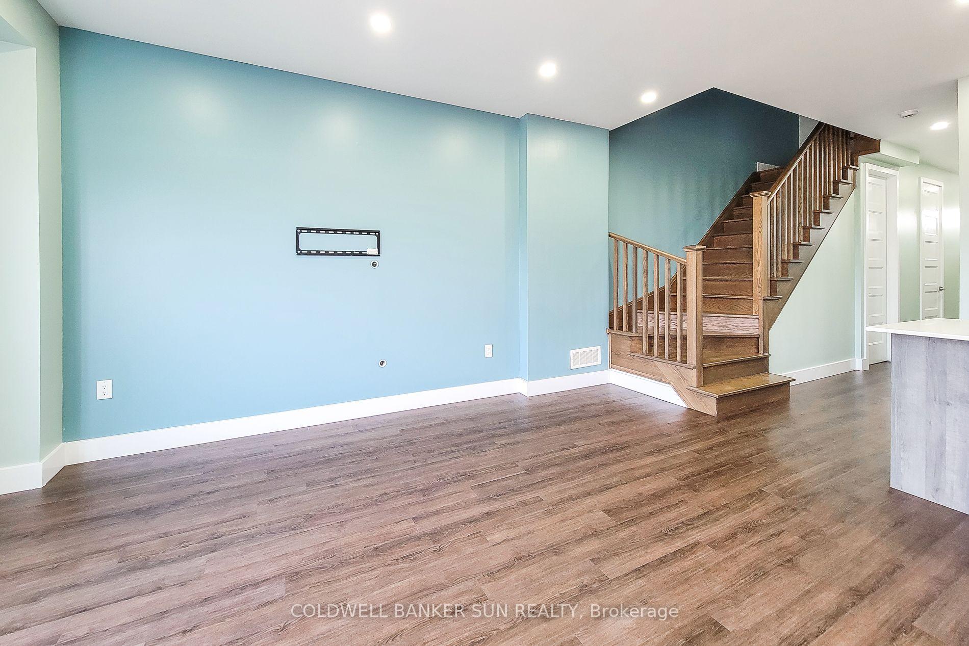 Photo 11 of 8 Bedrock Drive, Hamilton, Stoney Creek Mountain — HOMEH
