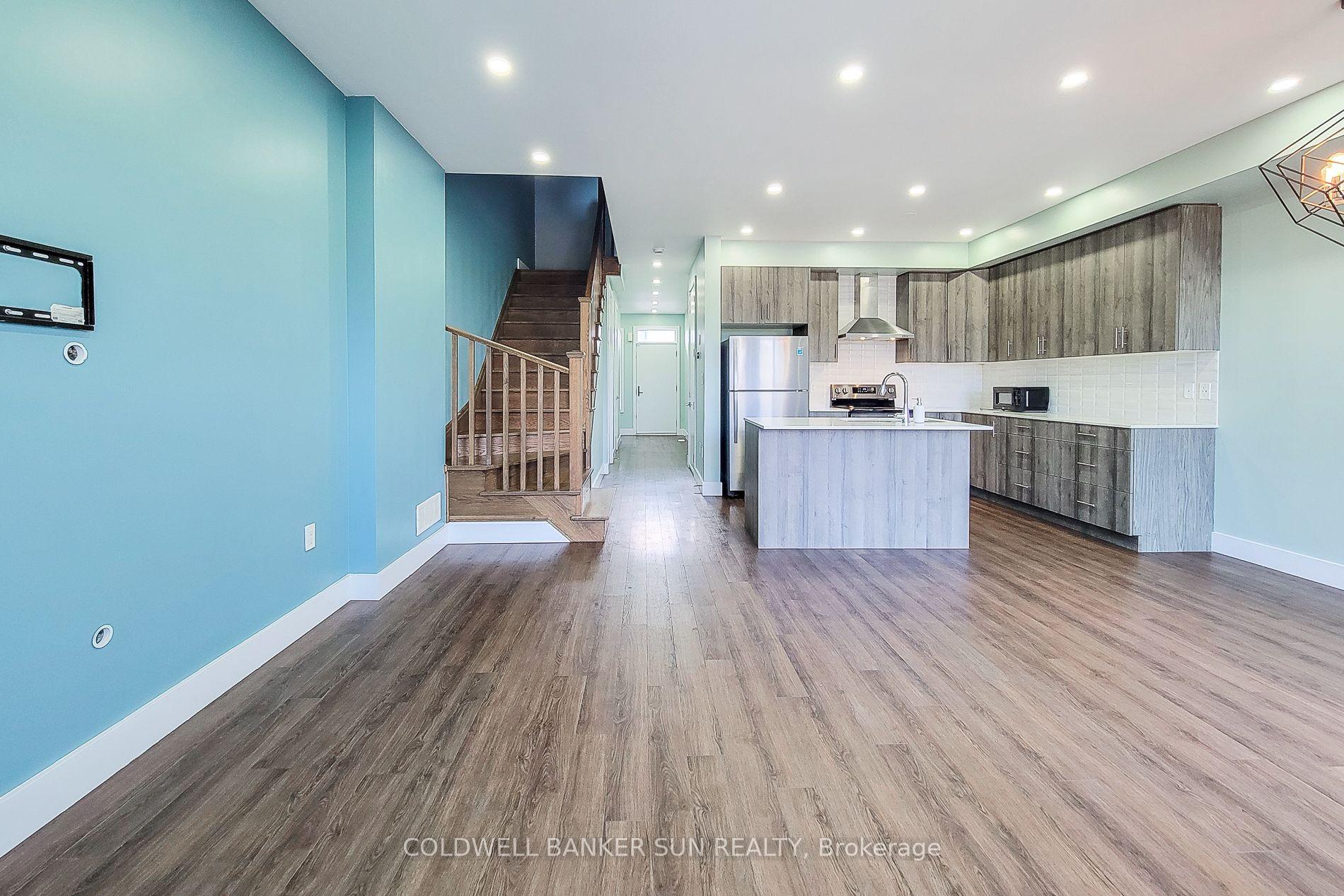 Photo 13 of 8 Bedrock Drive, Hamilton, Stoney Creek Mountain — HOMEH
