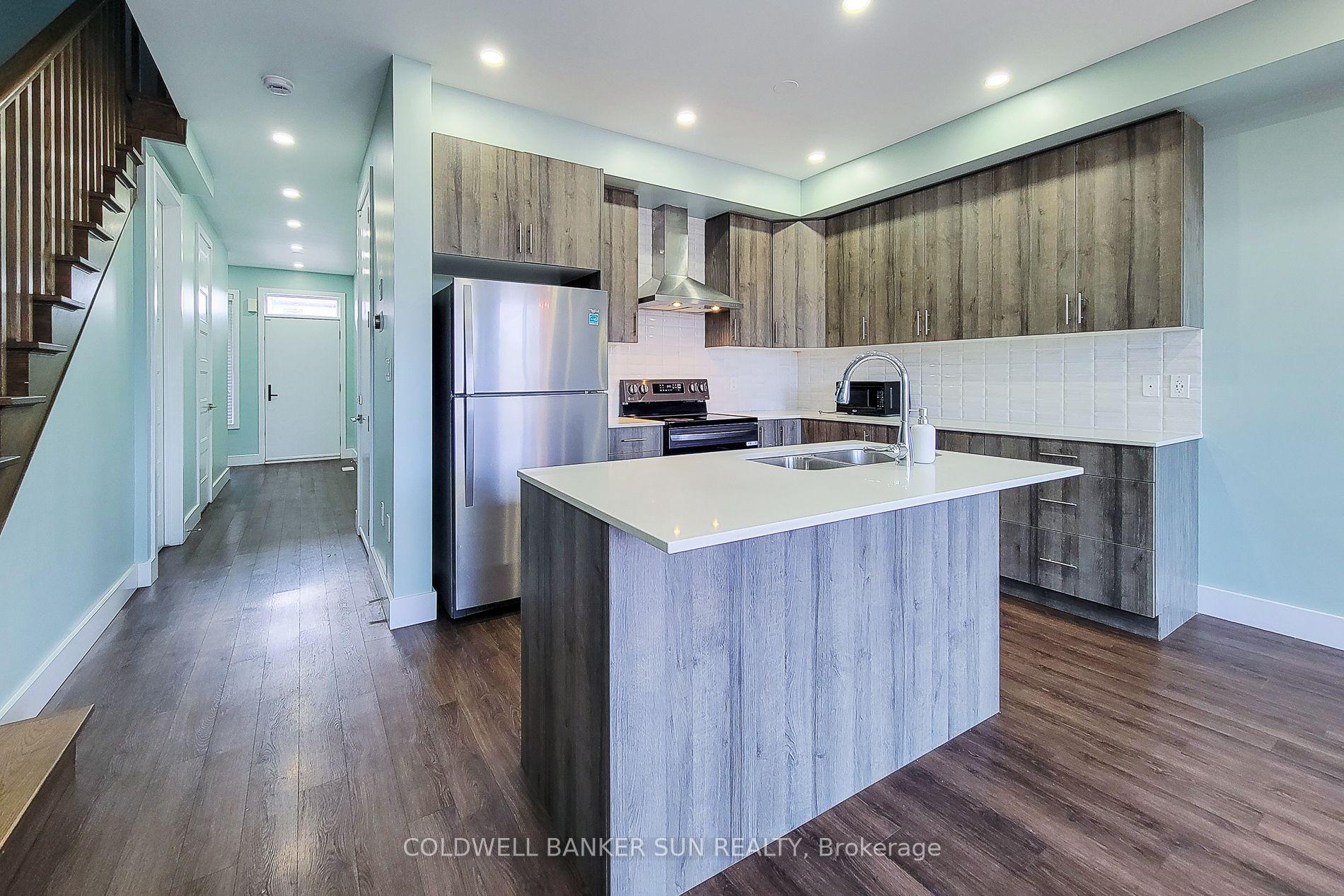 Photo 14 of 8 Bedrock Drive, Hamilton, Stoney Creek Mountain — HOMEH