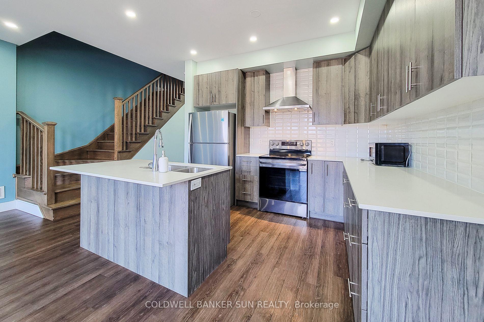 Photo 16 of 8 Bedrock Drive, Hamilton, Stoney Creek Mountain — HOMEH