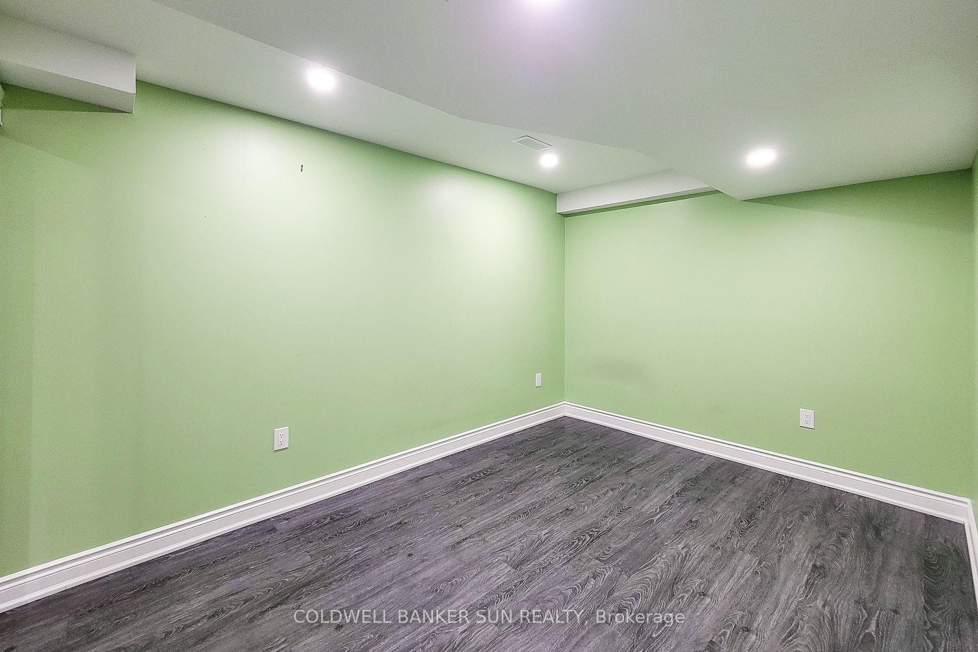 Photo 41 of 8 Bedrock Drive, Hamilton, Stoney Creek Mountain — HOMEH