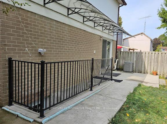 Photo 5 of 38 Jackman Drive, Brampton, Northgate — HOMEH