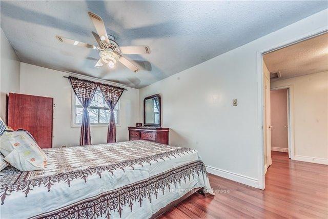 Photo 23 of 38 Jackman Drive, Brampton, Northgate — HOMEH