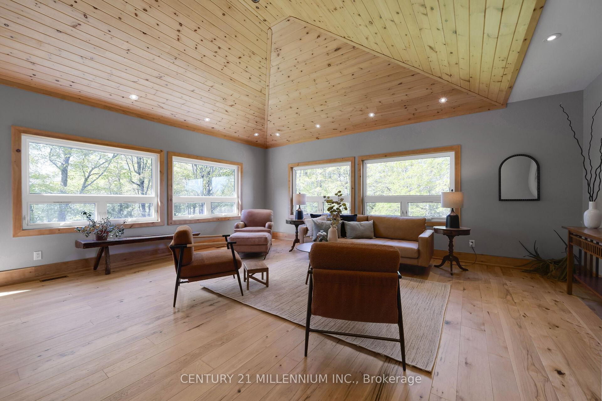 Photo 10 of 5204 Ninth Line, Erin, Rural Erin — HOMEH