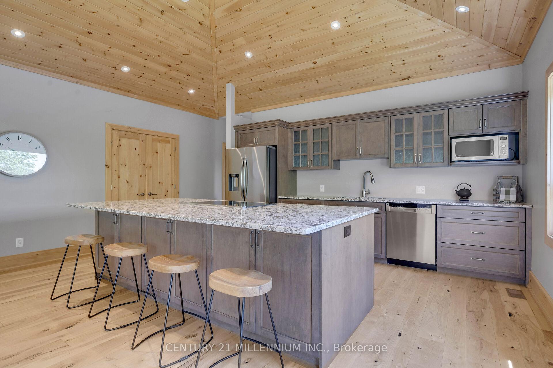 Photo 15 of 5204 Ninth Line, Erin, Rural Erin — HOMEH