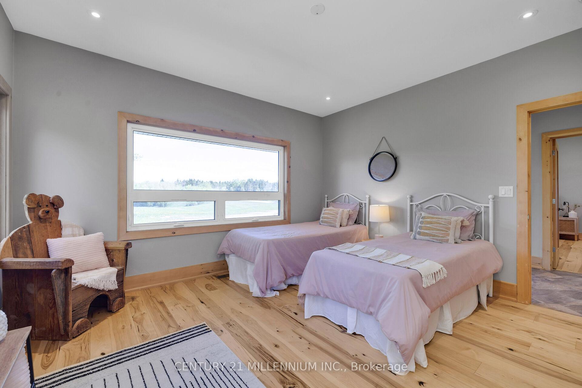 Photo 21 of 5204 Ninth Line, Erin, Rural Erin — HOMEH