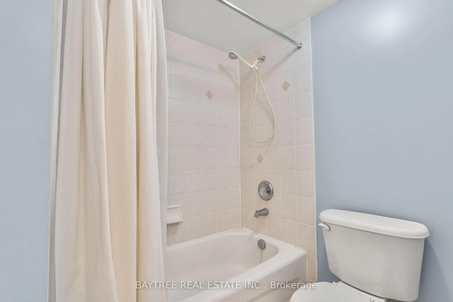 Photo 15 of Unit 102, 80 Aerodrome Crescent, Toronto, Thorncliffe Park — HOMEH