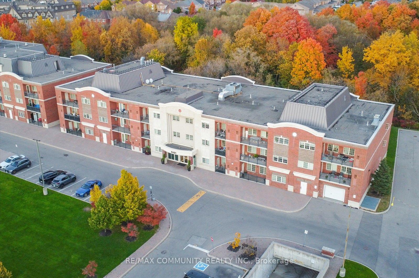 Photo 2 of Unit 308, 9431 Jane Street, Vaughan, Maple — HOMEH