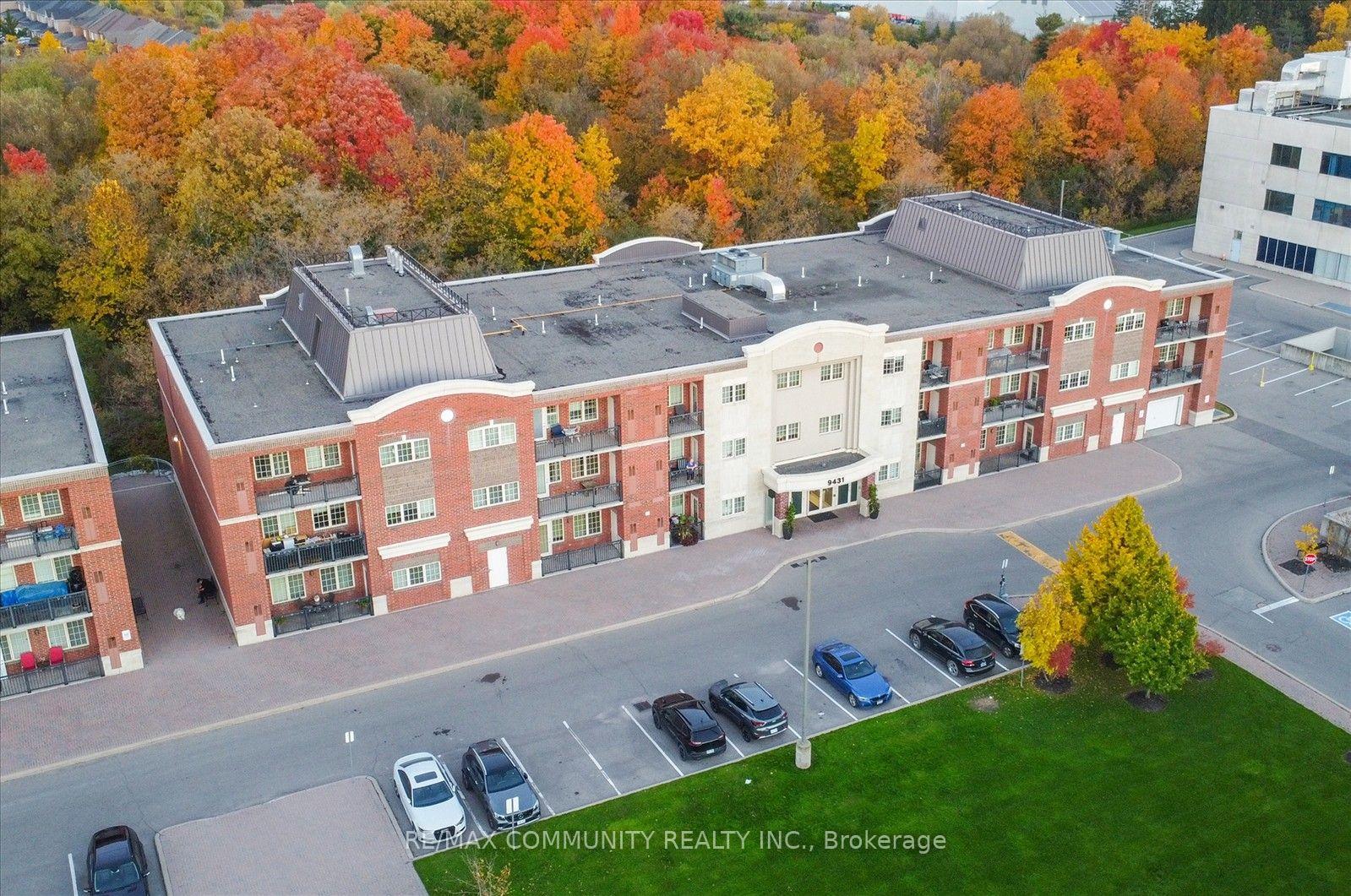 Photo 4 of Unit 308, 9431 Jane Street, Vaughan, Maple — HOMEH