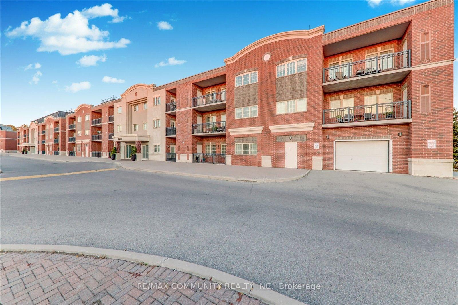 Photo 5 of Unit 308, 9431 Jane Street, Vaughan, Maple — HOMEH