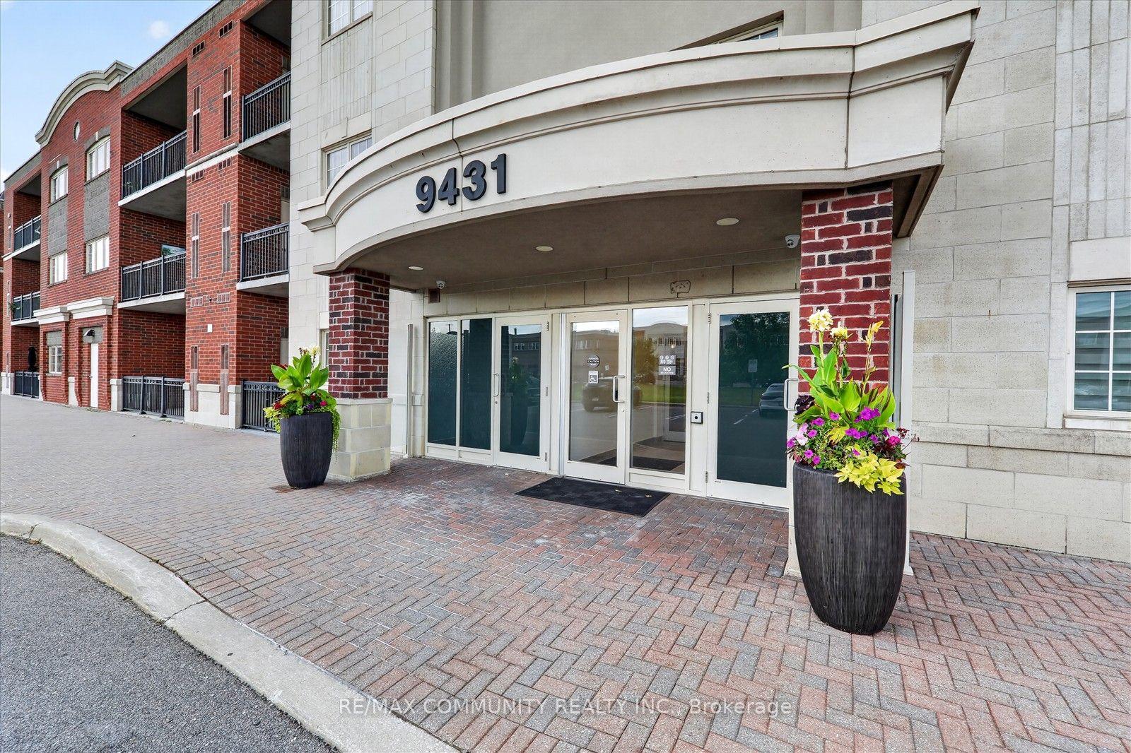 Photo 6 of Unit 308, 9431 Jane Street, Vaughan, Maple — HOMEH