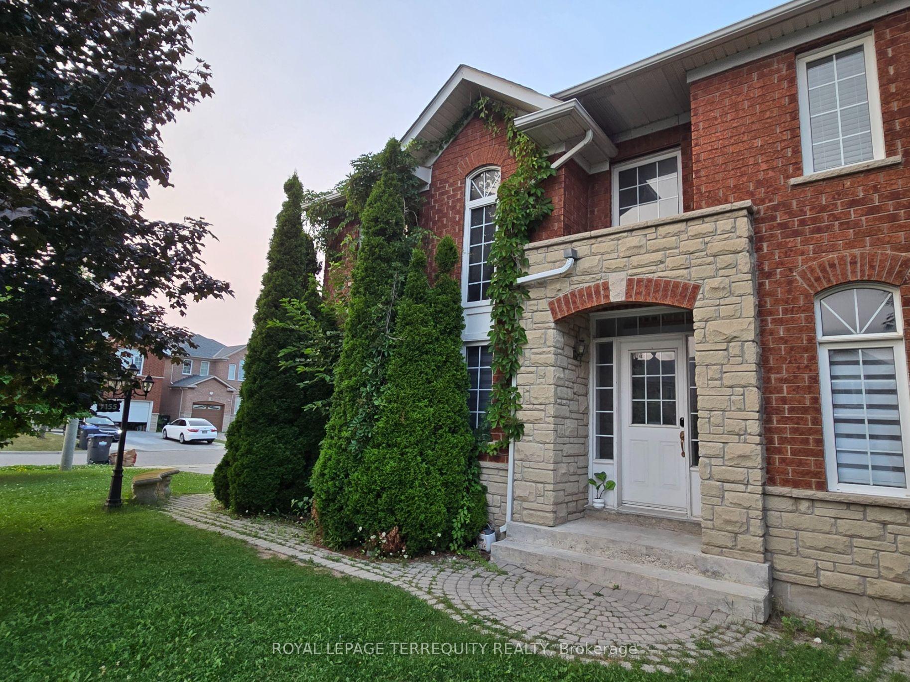 Photo 3 of 7155 Lowville Heights, Mississauga, Lisgar — HOMEH