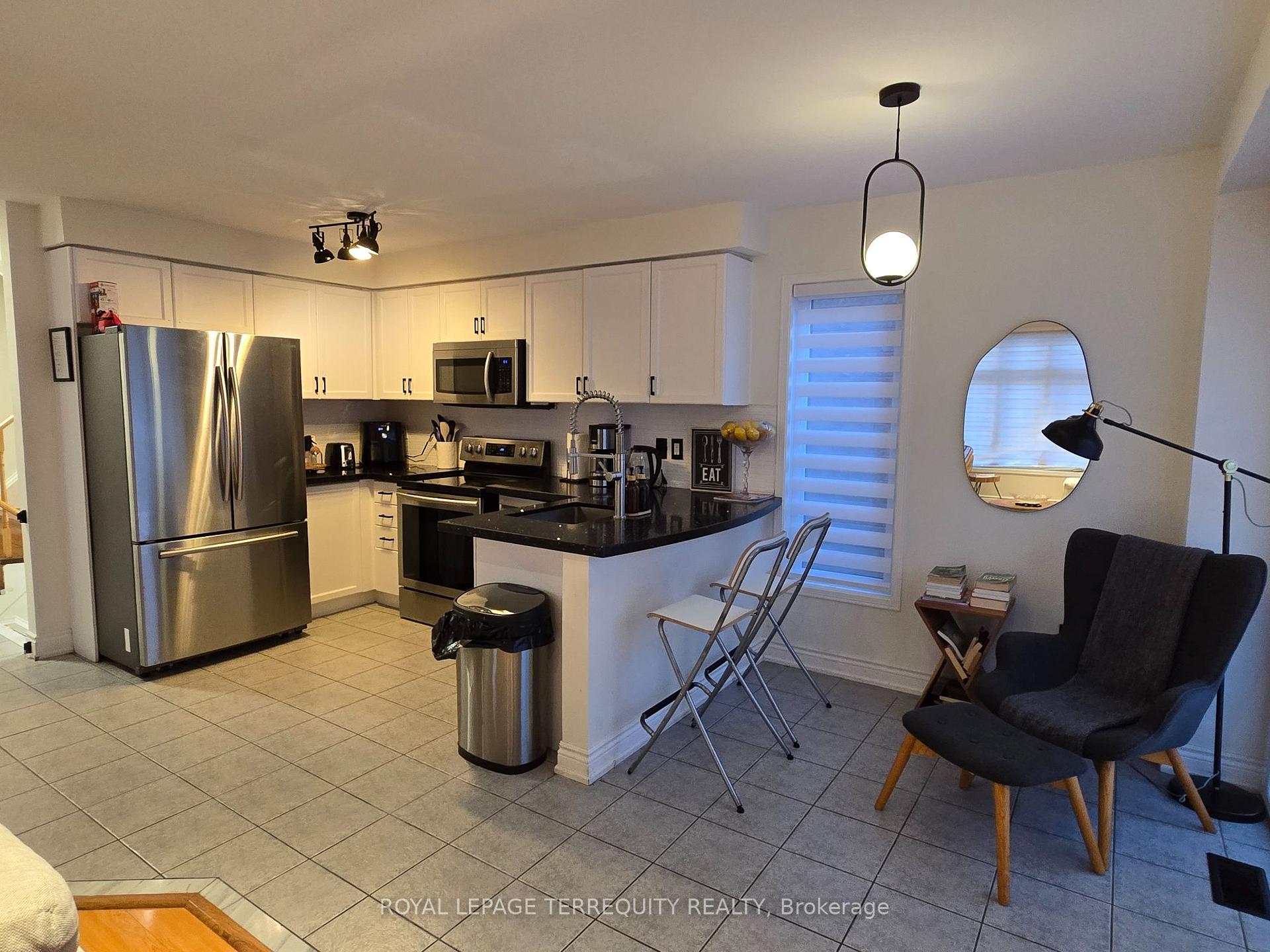 Photo 12 of 7155 Lowville Heights, Mississauga, Lisgar — HOMEH