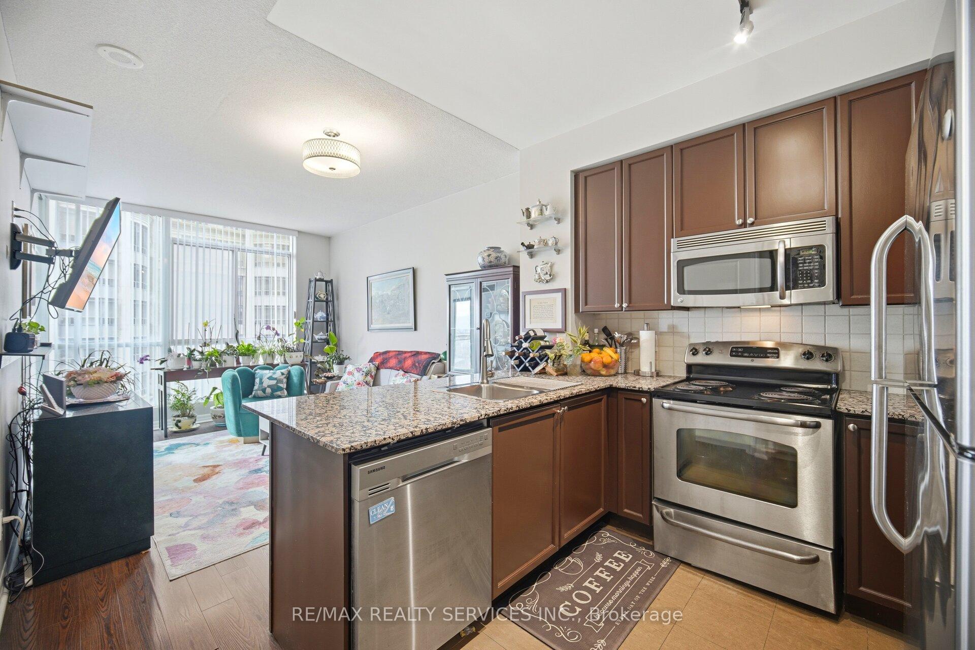 Photo 12 of Unit 810, 225 Webb Drive, Mississauga, City Centre — HOMEH