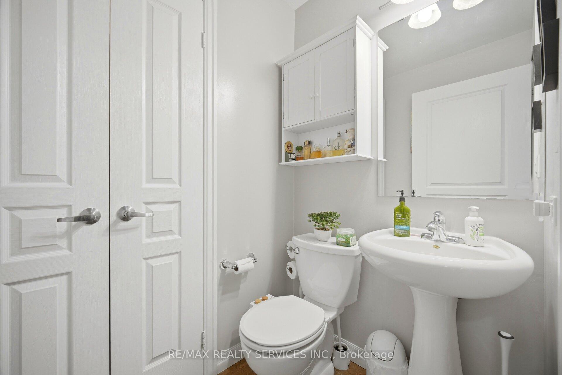 Photo 17 of Unit 810, 225 Webb Drive, Mississauga, City Centre — HOMEH