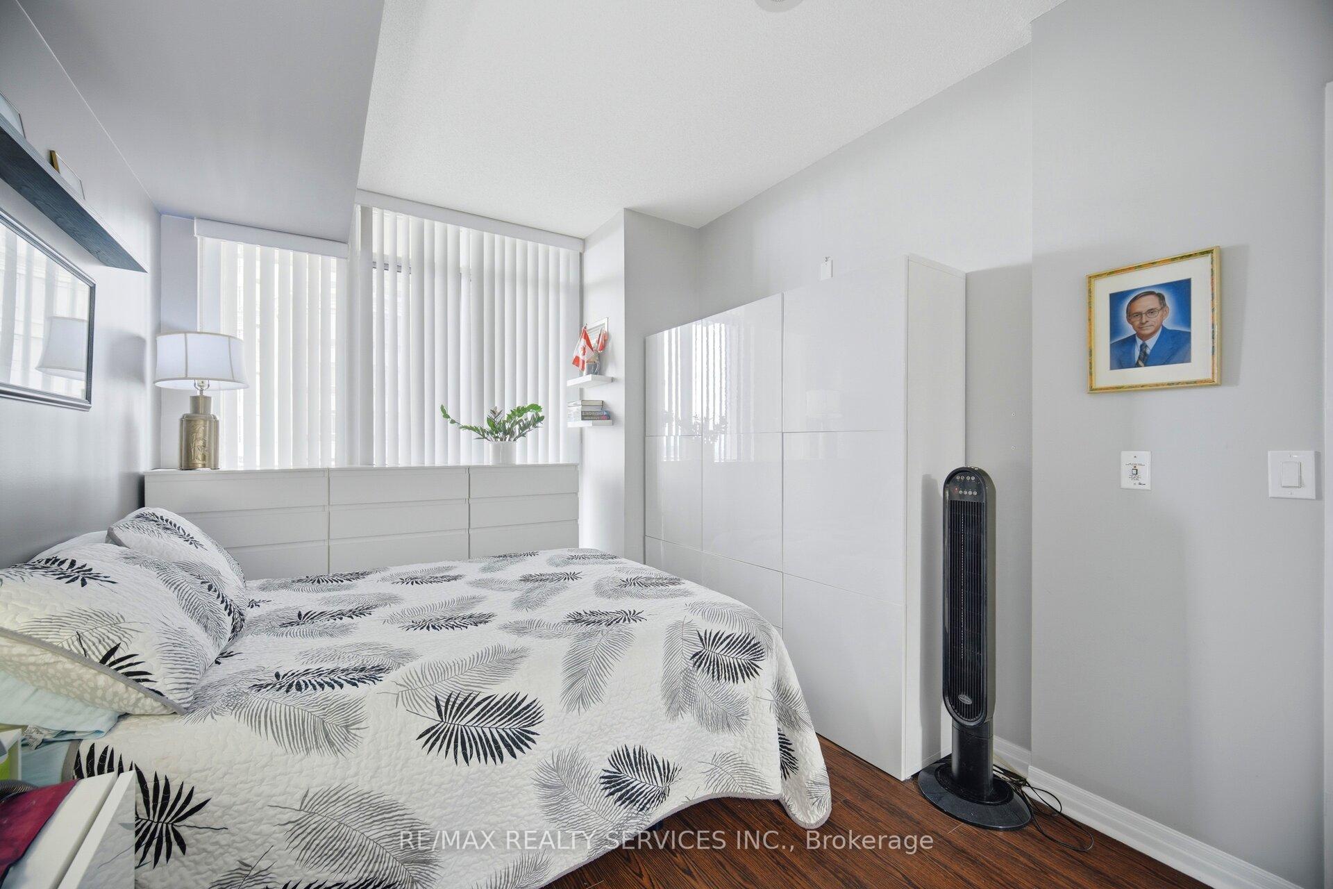 Photo 20 of Unit 810, 225 Webb Drive, Mississauga, City Centre — HOMEH